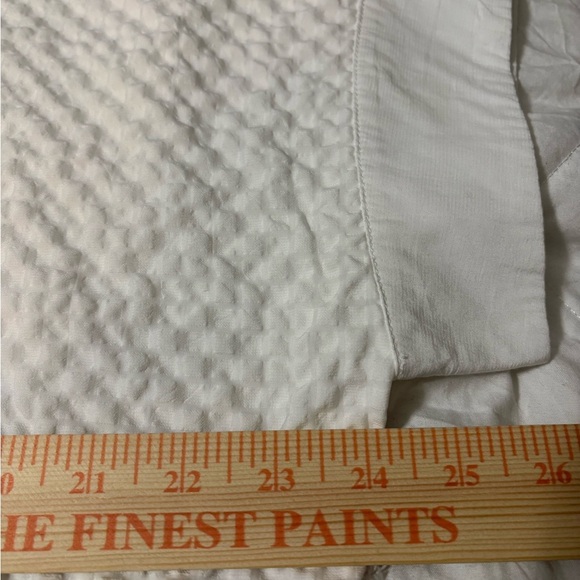 Self Contrast white bubble fabric pullover top. Button front. Size S - Picture 13 of 15